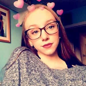 Meet your Posher, Alexis